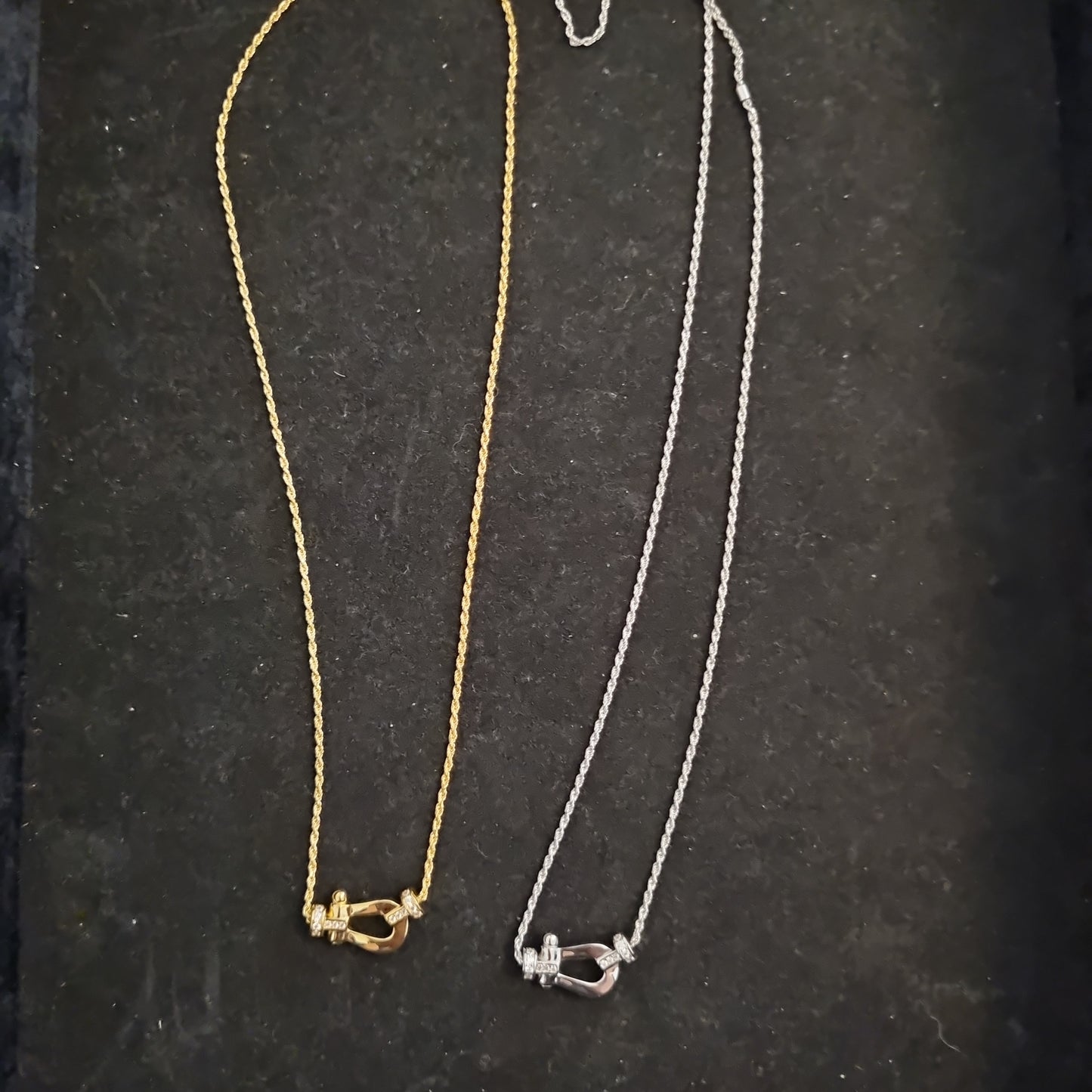 collier moyen semi pavé f