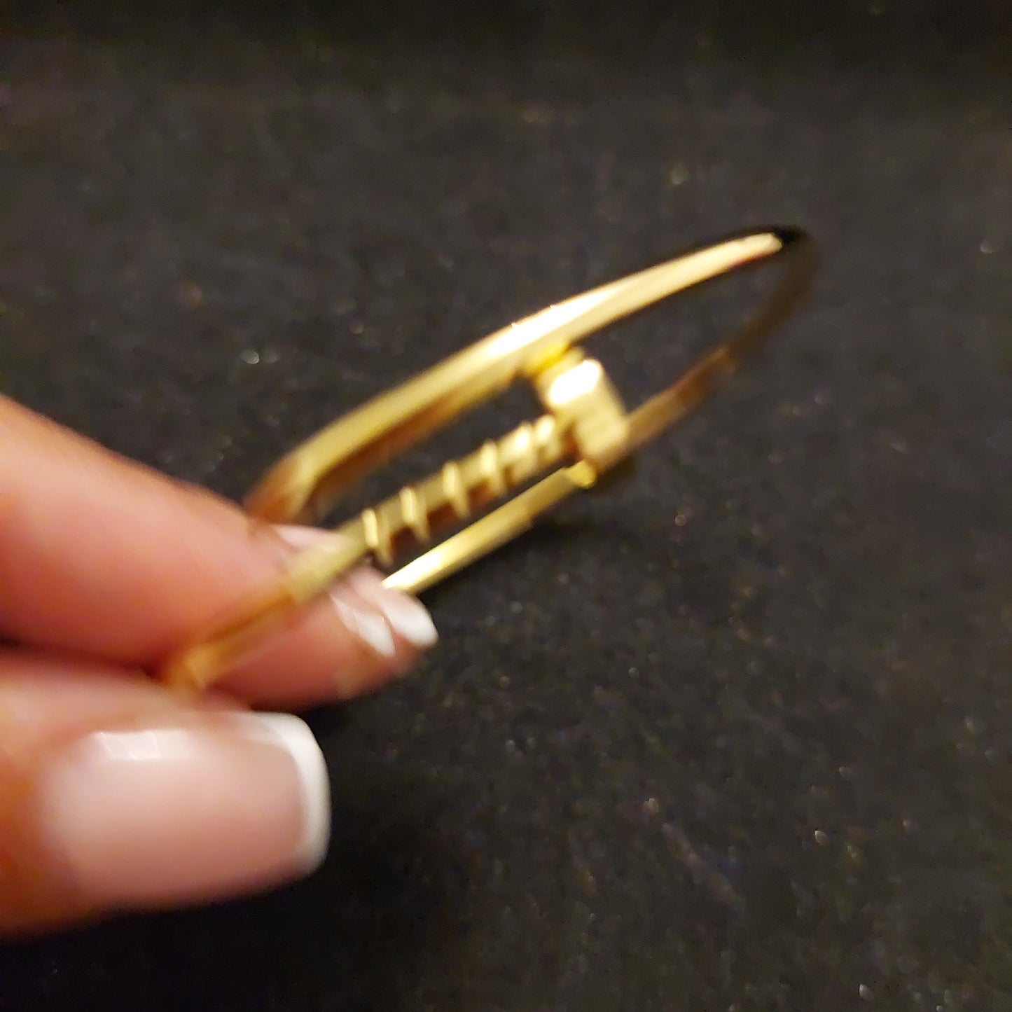 Bracelet clou fin