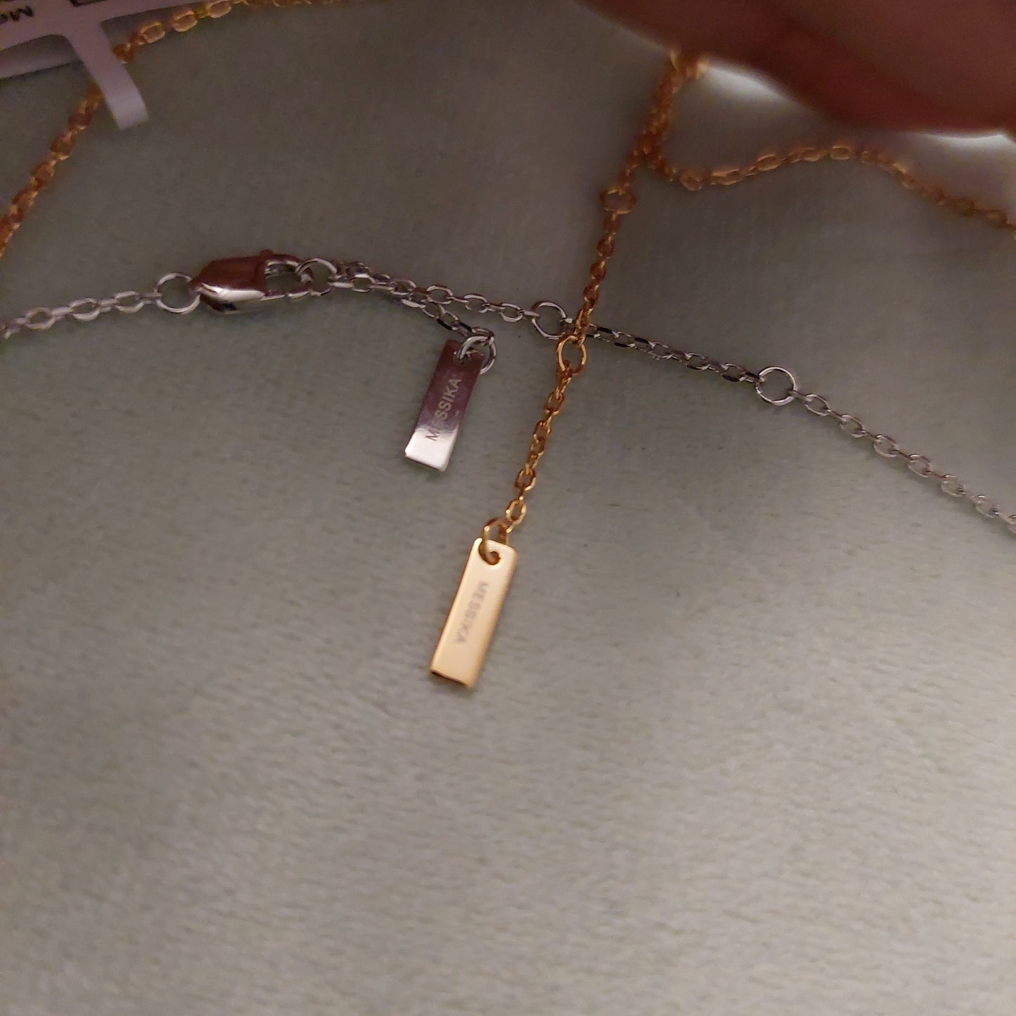 Collier ras de cou Mssika