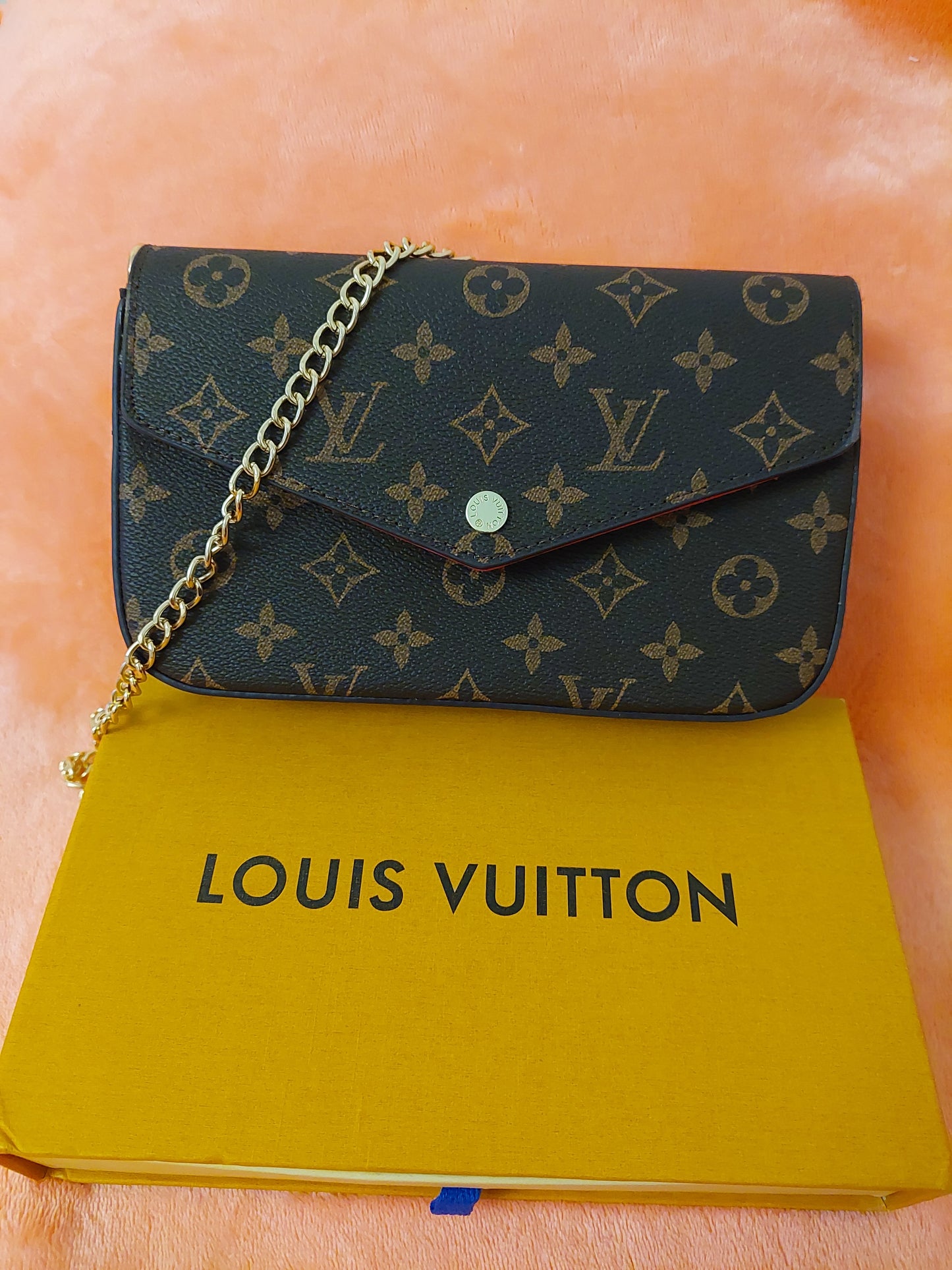 Pochette L.V