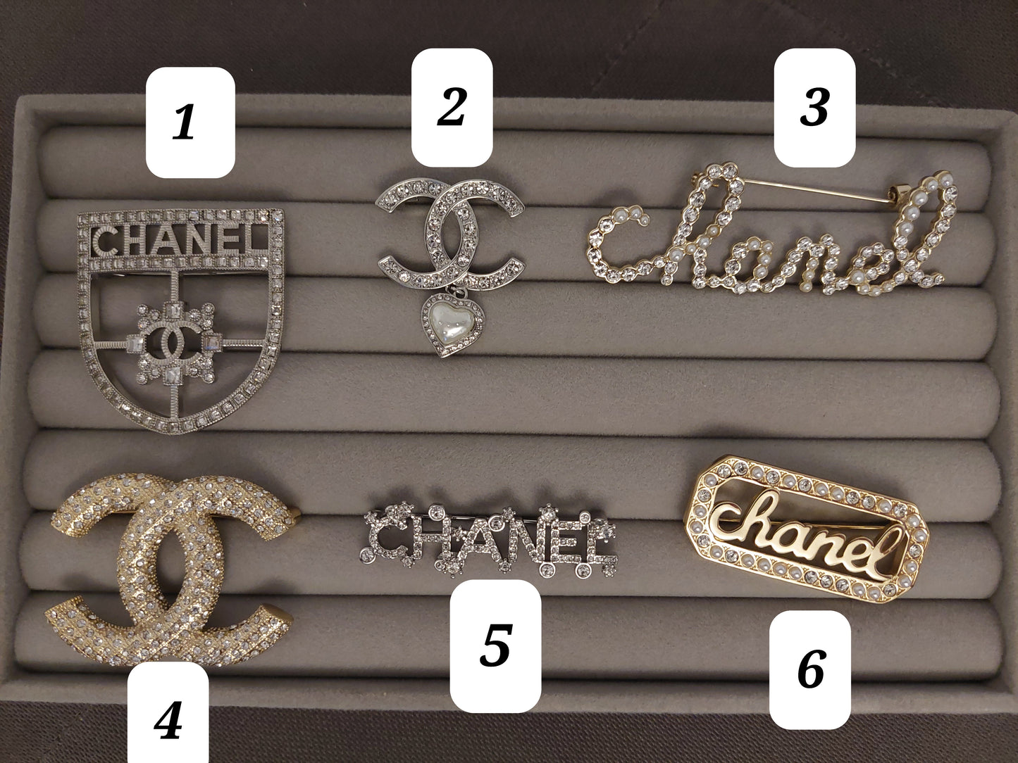 Broche cc