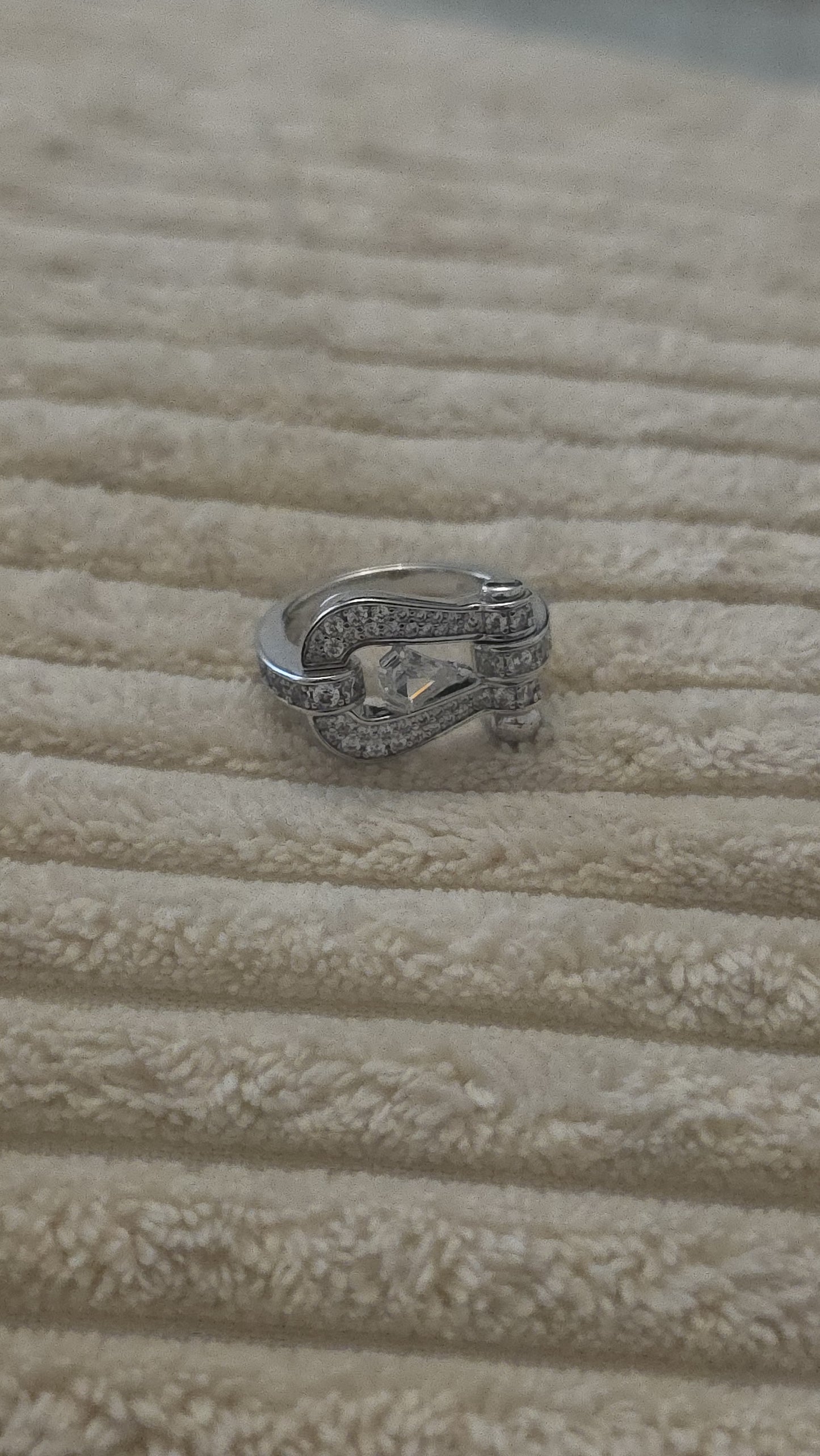 bague F.red