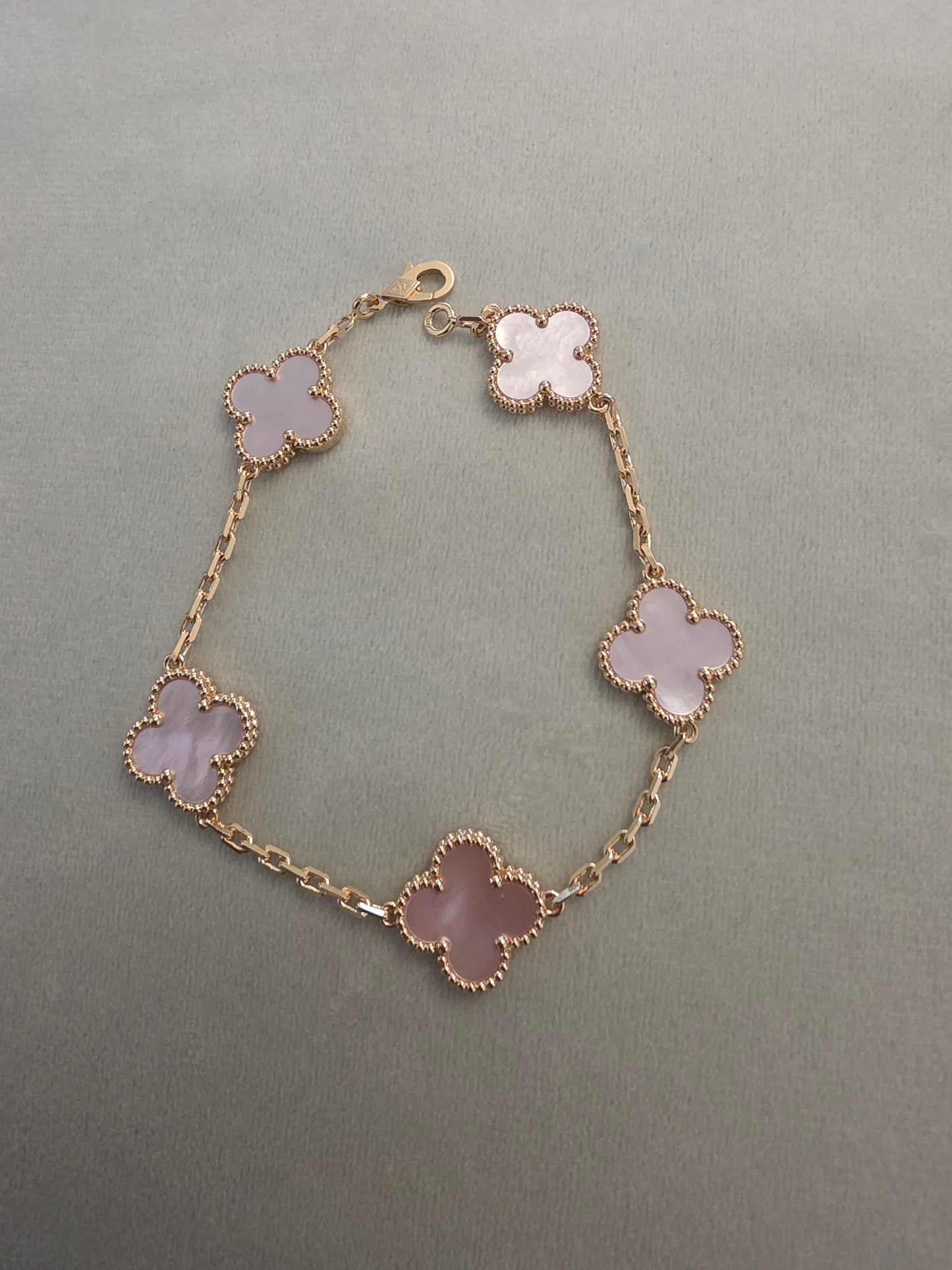 bracelet Vca rose nacré