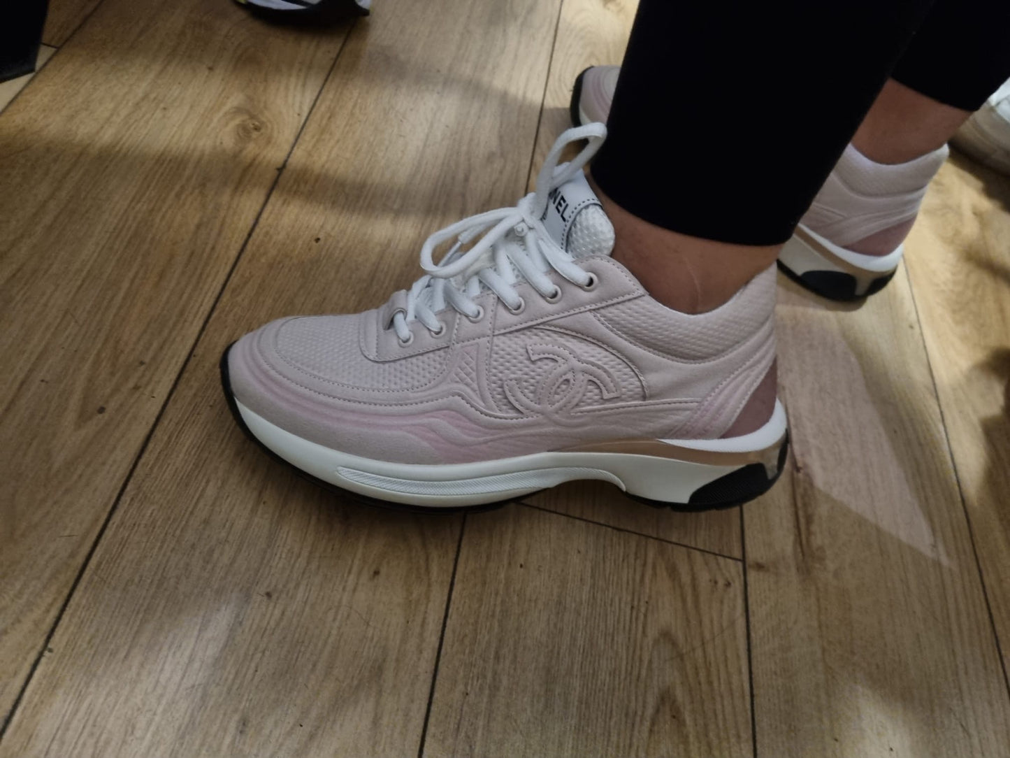 Sneaker cc beige rose blanche noir