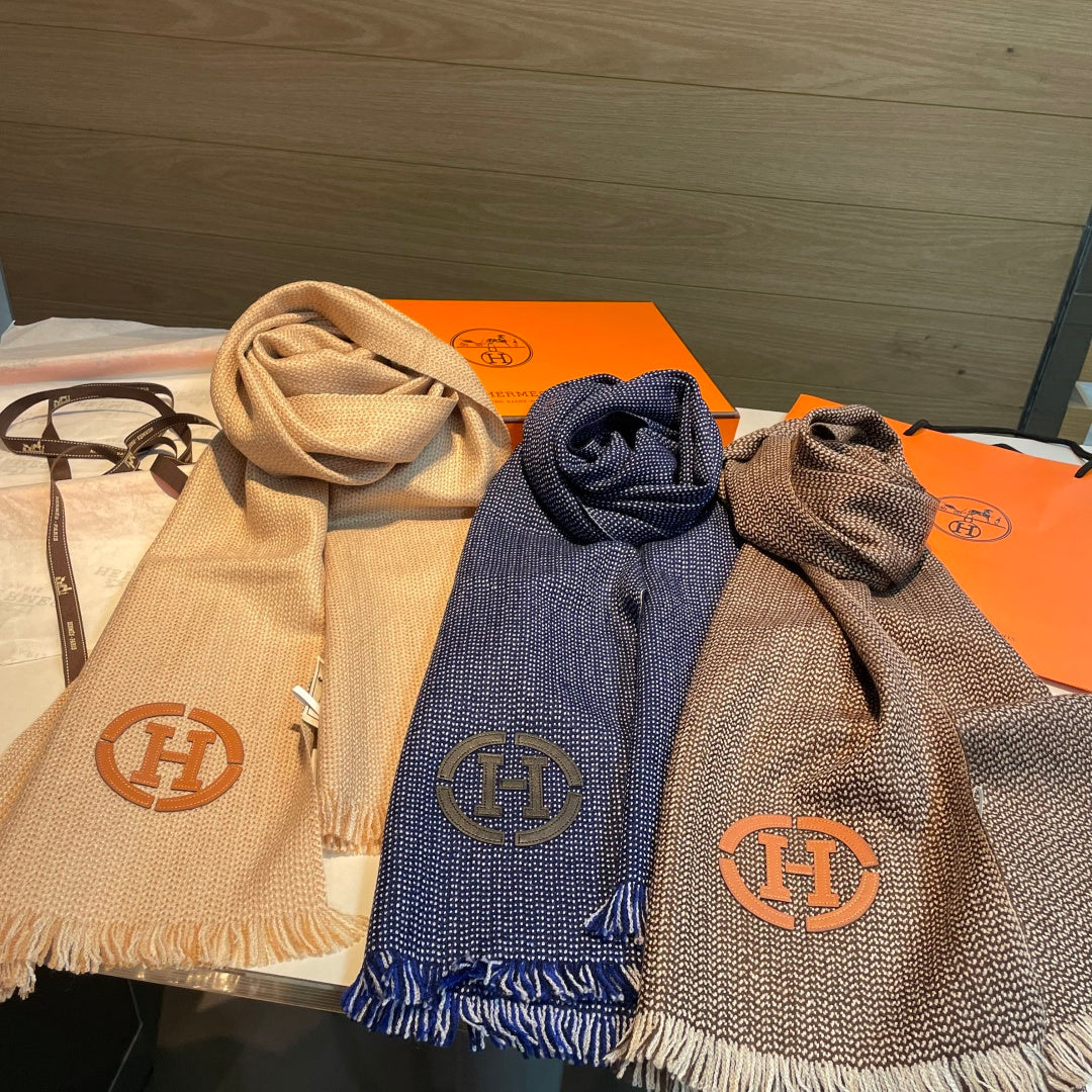Écharpe H