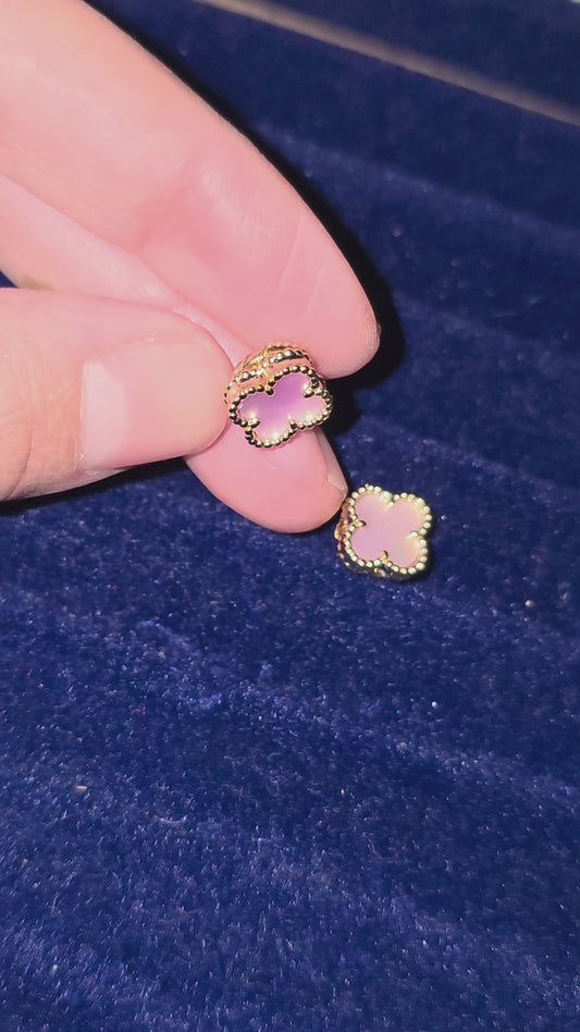 boucle d'oreille mini vca rose nacré
