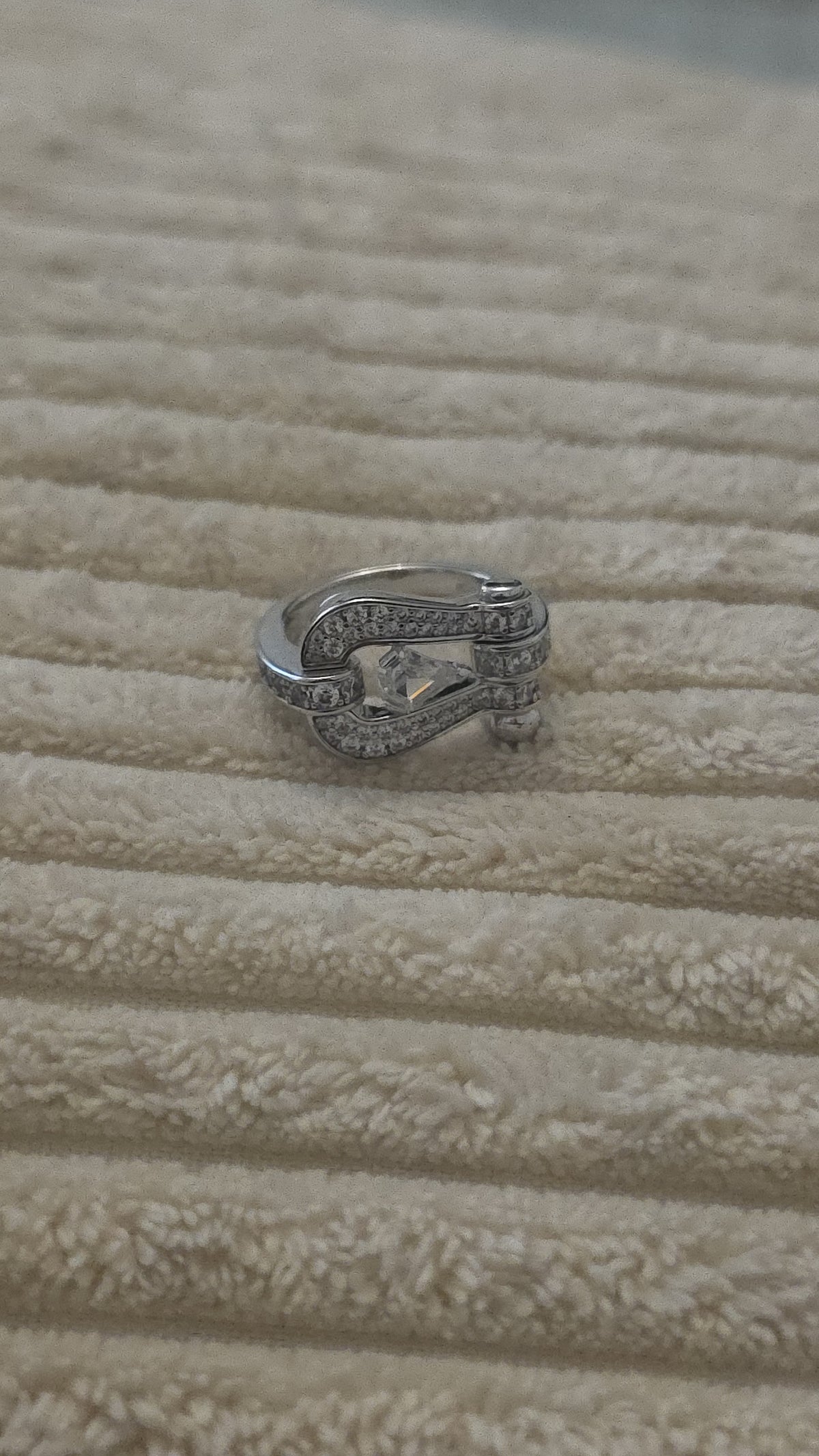 bague F.red
